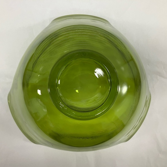 Vintage Mid Century Anchor Hocking Olive Green Scalloped Wavy Edge Bowl - Picture 4 of 5